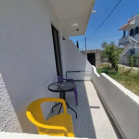 Garden N1 Apartment *